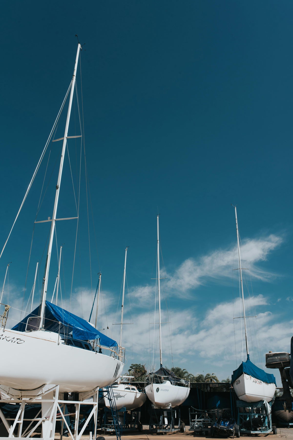 Marine Wraps Boat Repair & Service. Image credits: Jessika Arraes (Pexels)